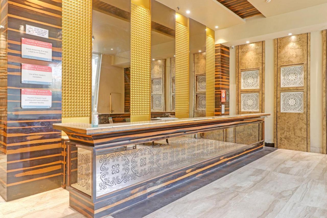 Oyo Townhouse 934 L'Elegant Hotel & Banquetby Ace Manor Gáziábád Kültér fotó