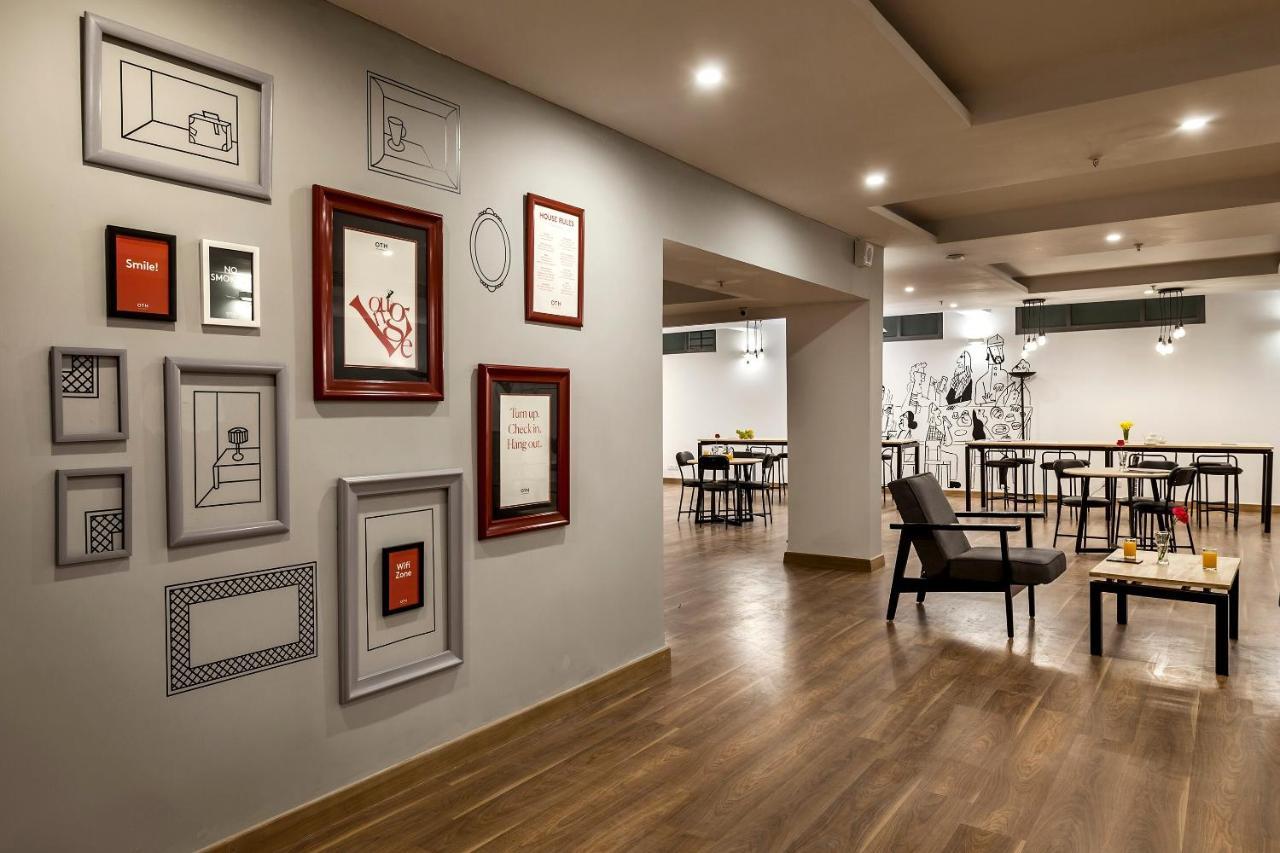 Oyo Townhouse 934 L'Elegant Hotel & Banquetby Ace Manor Gáziábád Kültér fotó